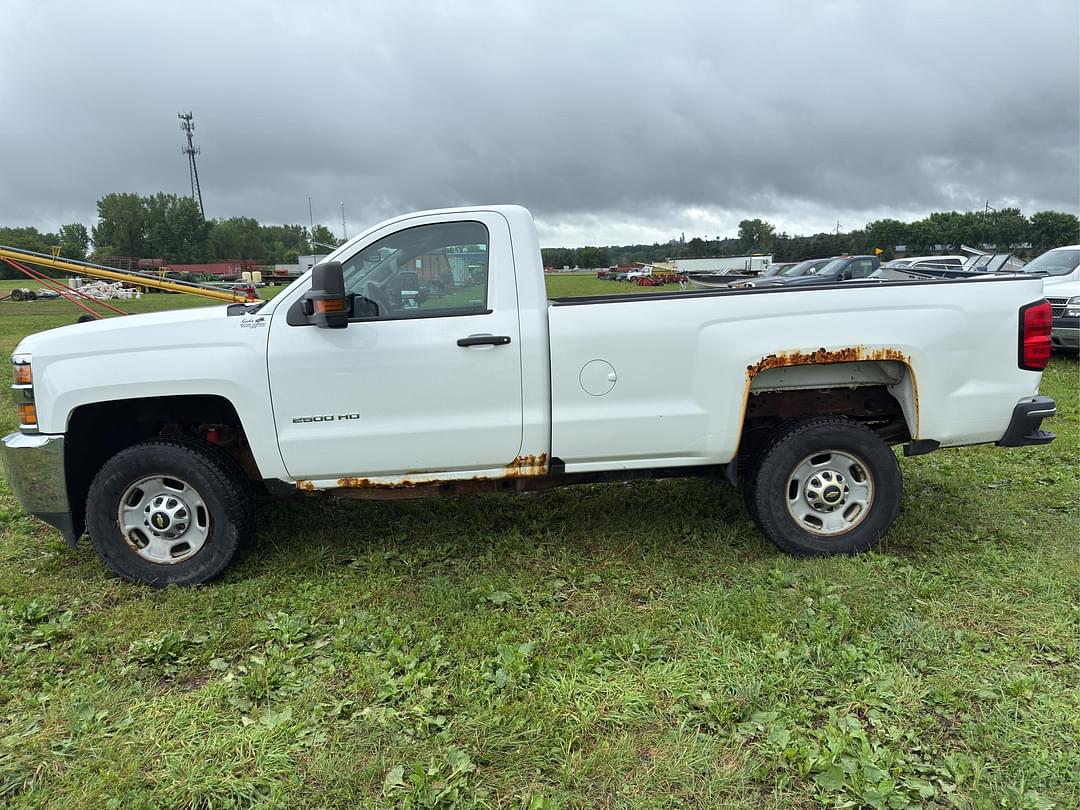 Image of Chevrolet 2500HD Primary image