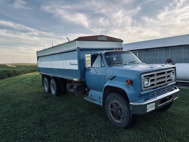 Image of GMC 6500 equipment image 2