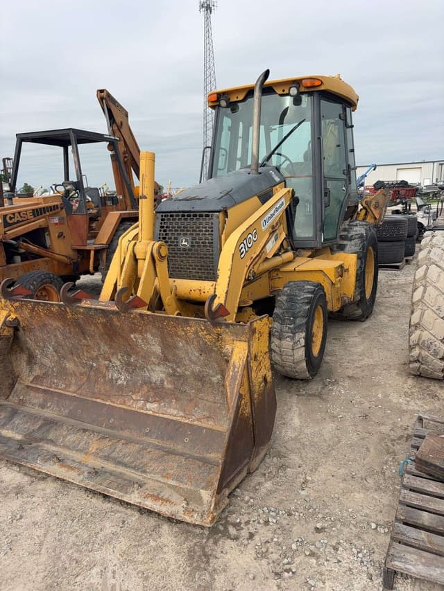 Image of John Deere 310 equipment image 2