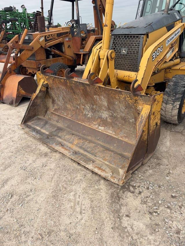 Image of John Deere 310 equipment image 3