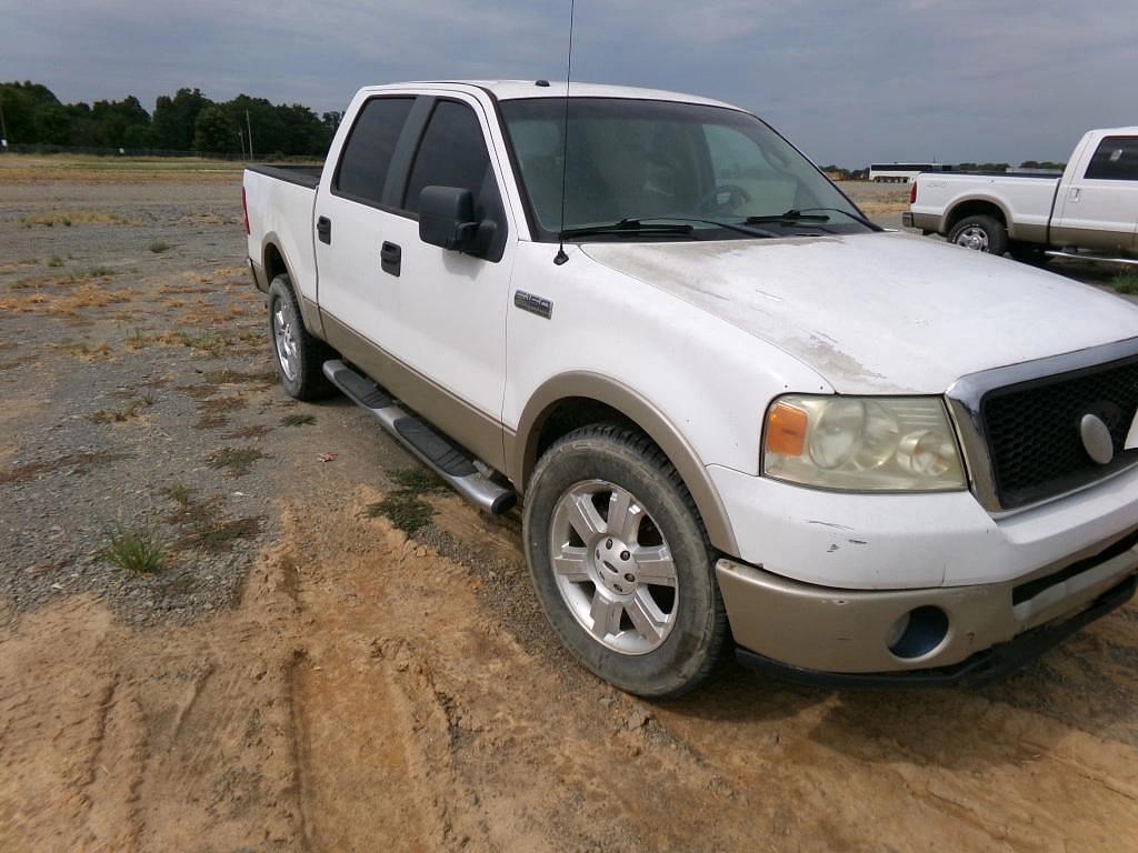 Image of Ford F-150 Primary image