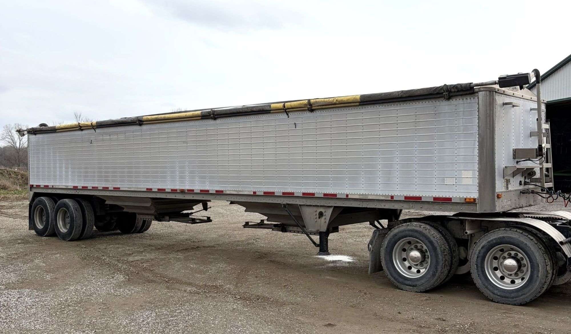 1999 Wilson Pacesetter Equipment Image0