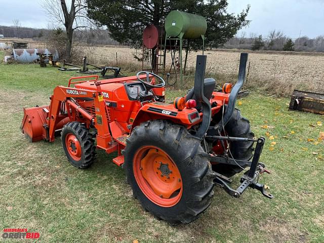 Image of Kubota L2950 equipment image 1