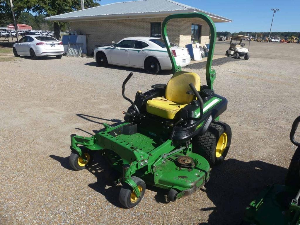 John Deere Z915E Equipment Image0