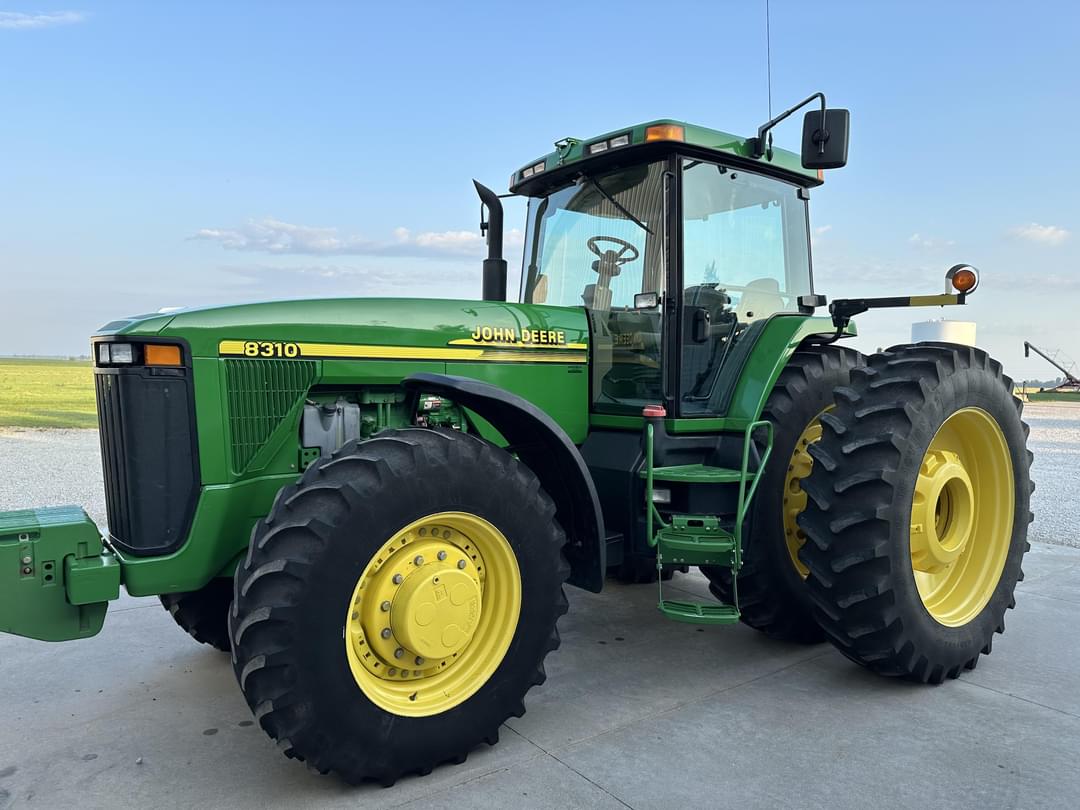 Image of John Deere 8310 Primary image