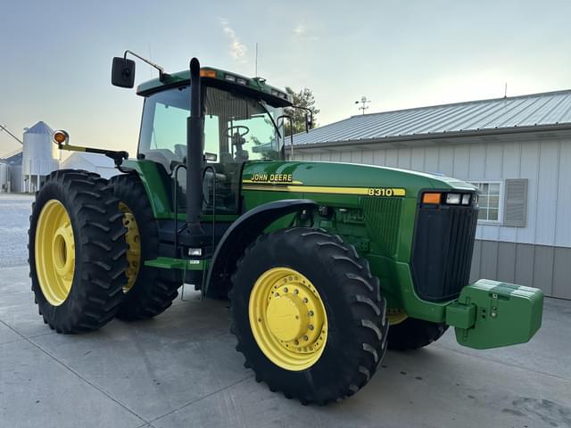 Image of John Deere 8310 equipment image 1
