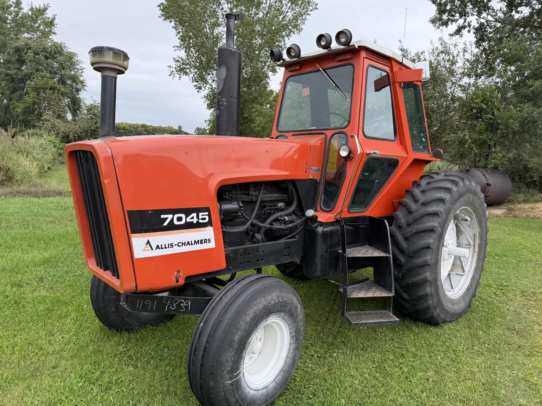 Image of Allis Chalmers 7045 Primary image