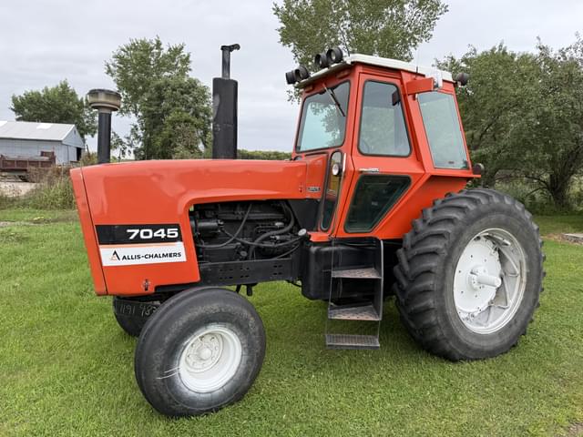 Image of Allis Chalmers 7045 equipment image 1