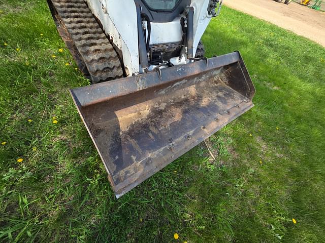 Image of Bobcat T595 equipment image 4