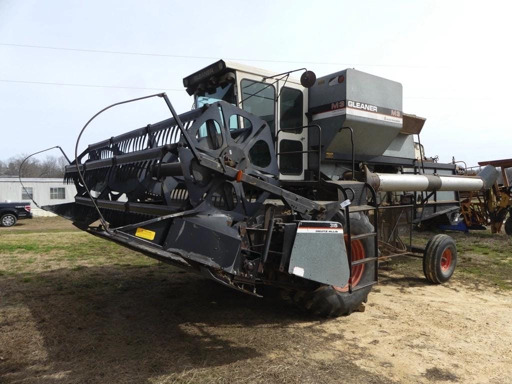 Main image Gleaner M3