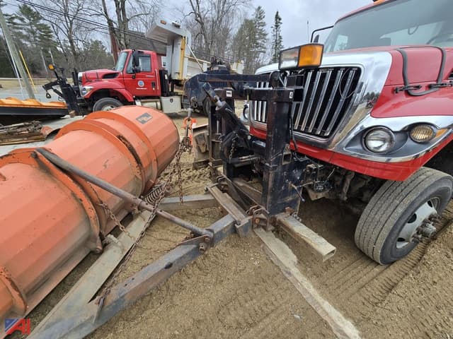 Image of International Workstar 7400 equipment image 3