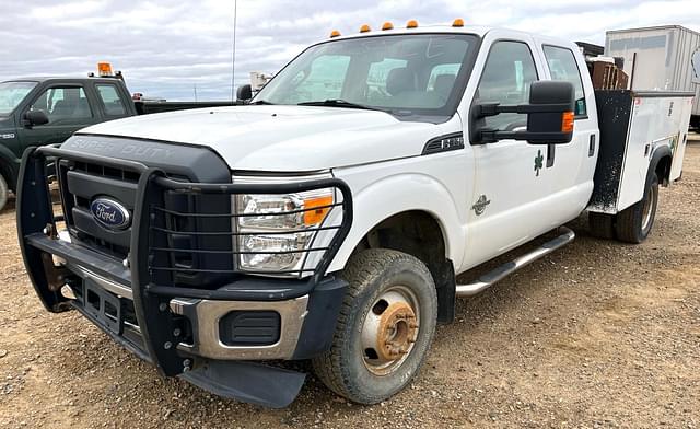 Image of Ford F-350 equipment image 1