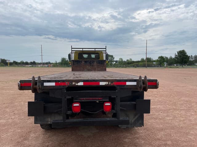 Image of International 7500 equipment image 3
