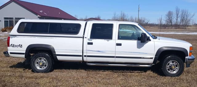 Image of Chevrolet 3500 equipment image 1