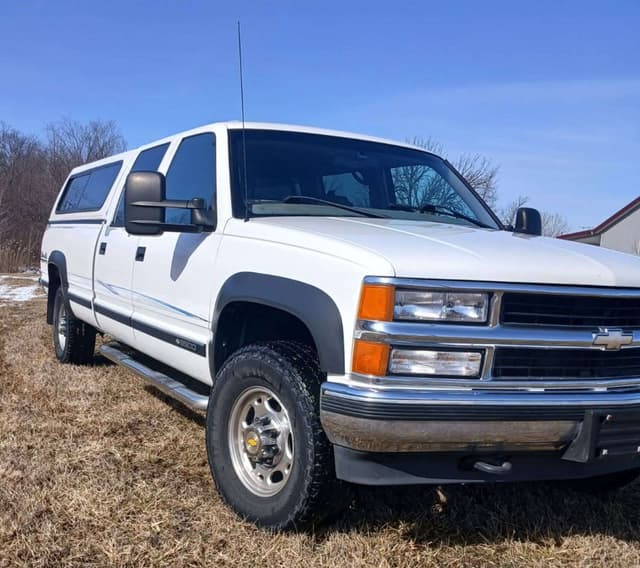 Image of Chevrolet 3500 equipment image 3