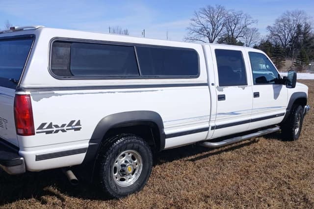 Image of Chevrolet 3500 equipment image 4