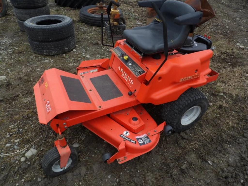 Main image Ariens EZR 1648