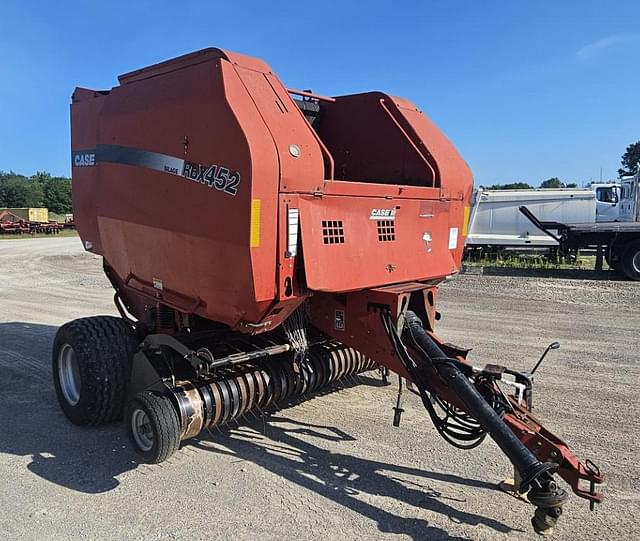 Image of Case IH RBX452 equipment image 1