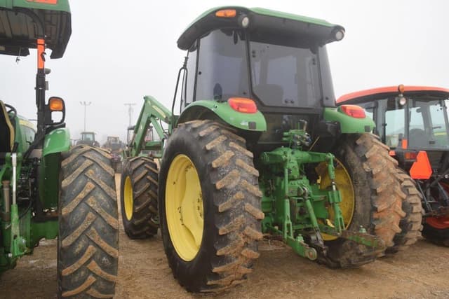 Image of John Deere 6115D equipment image 2