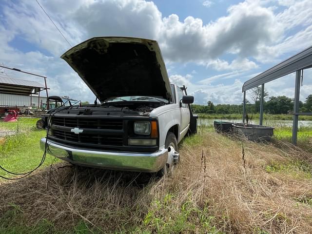 Image of Chevrolet C3500 equipment image 1