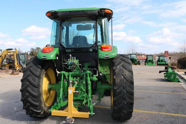 Image of John Deere 6105E equipment image 2