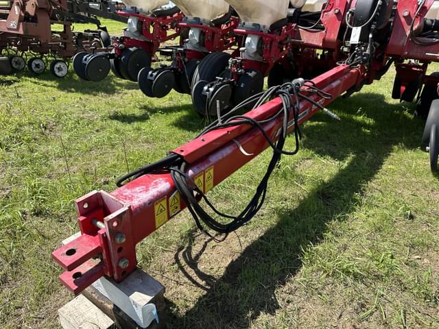 Image of Massey Ferguson 8200 equipment image 1