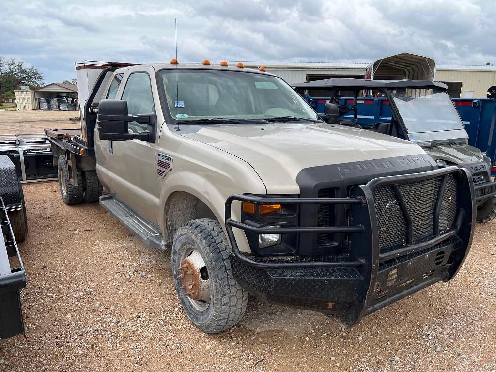 Image of Ford F-350 Primary image