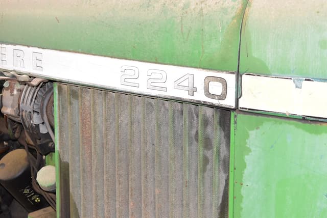 Image of John Deere 2240 equipment image 4