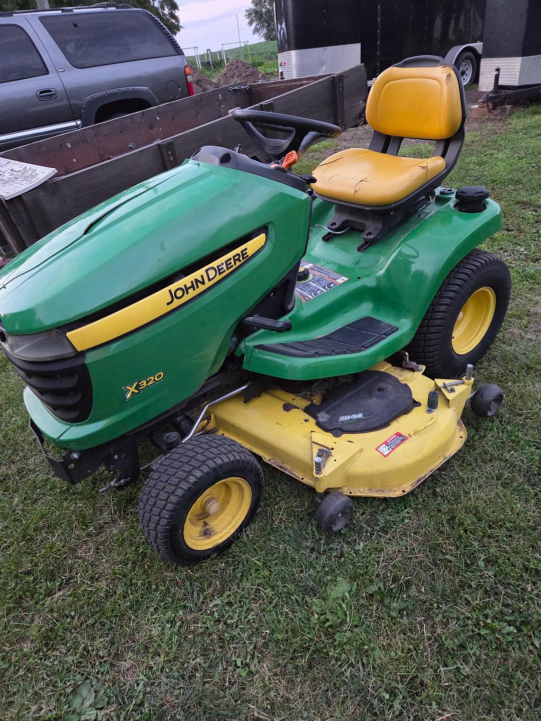 Image of John Deere X320 Primary image