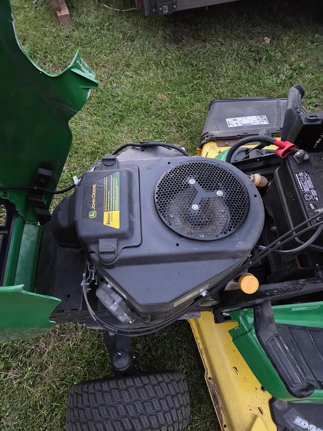 Image of John Deere X320 equipment image 3