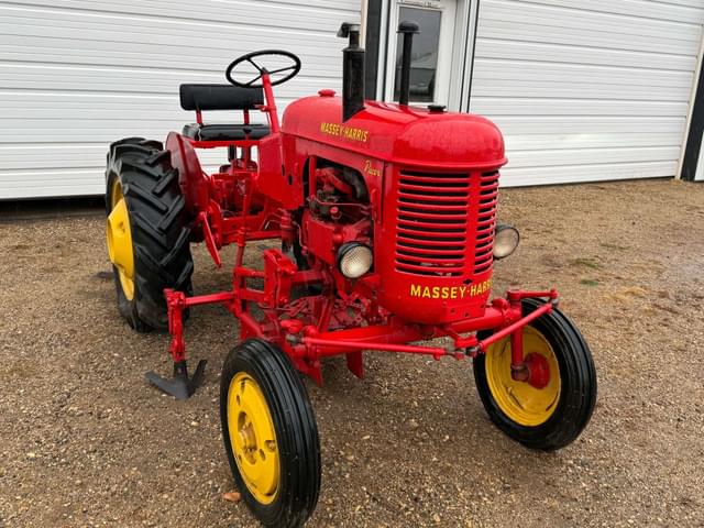 Image of Massey-Harris Pacer equipment image 2