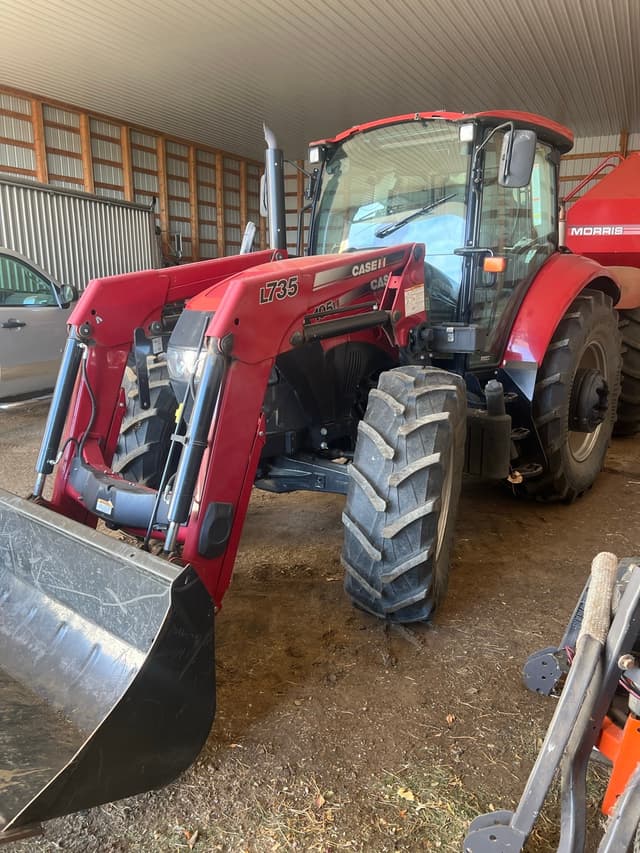 Image of Case IH Farmall 105U equipment image 3