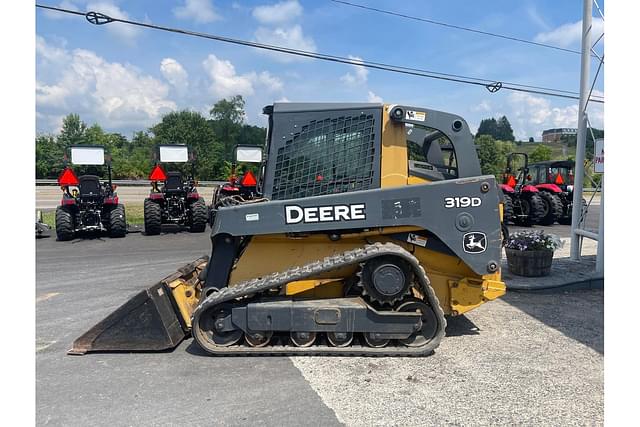 Image of John Deere 319D equipment image 1