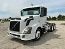 2009 Volvo VN64 Image