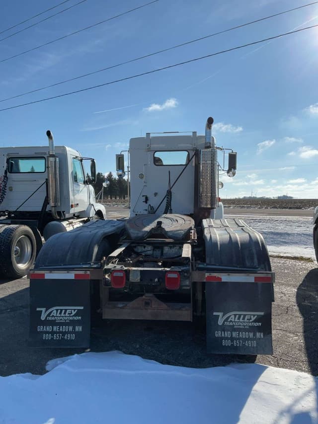 Image of Kenworth T800 equipment image 4