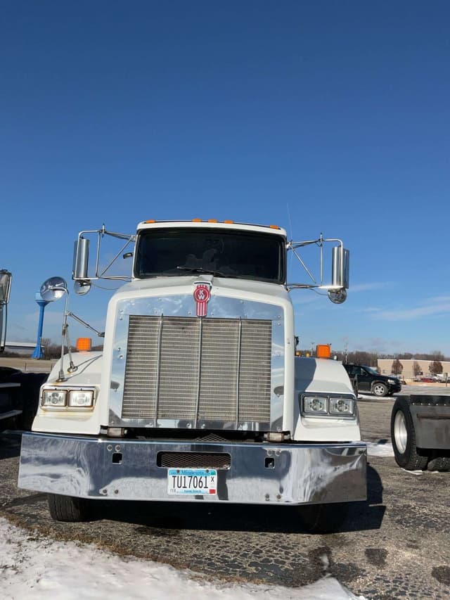 Image of Kenworth T800 equipment image 3