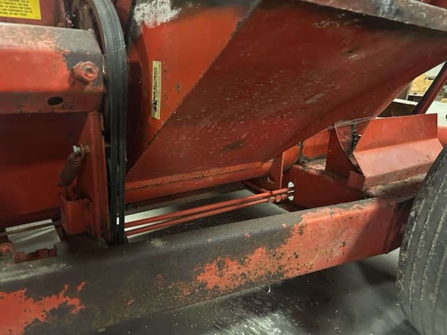 Image of Gehl MX100 equipment image 4