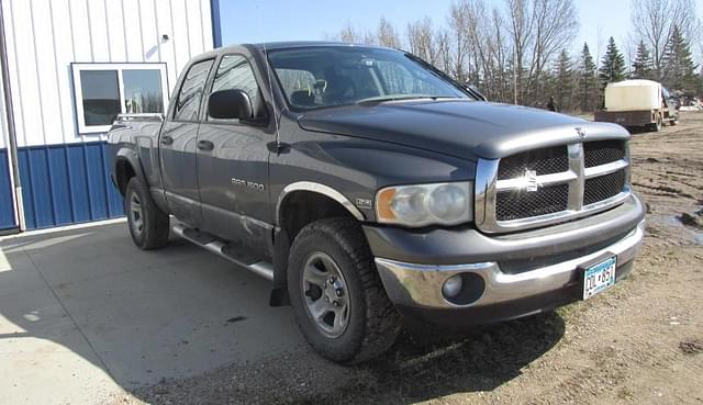 Image of Dodge Ram 1500 equipment image 2