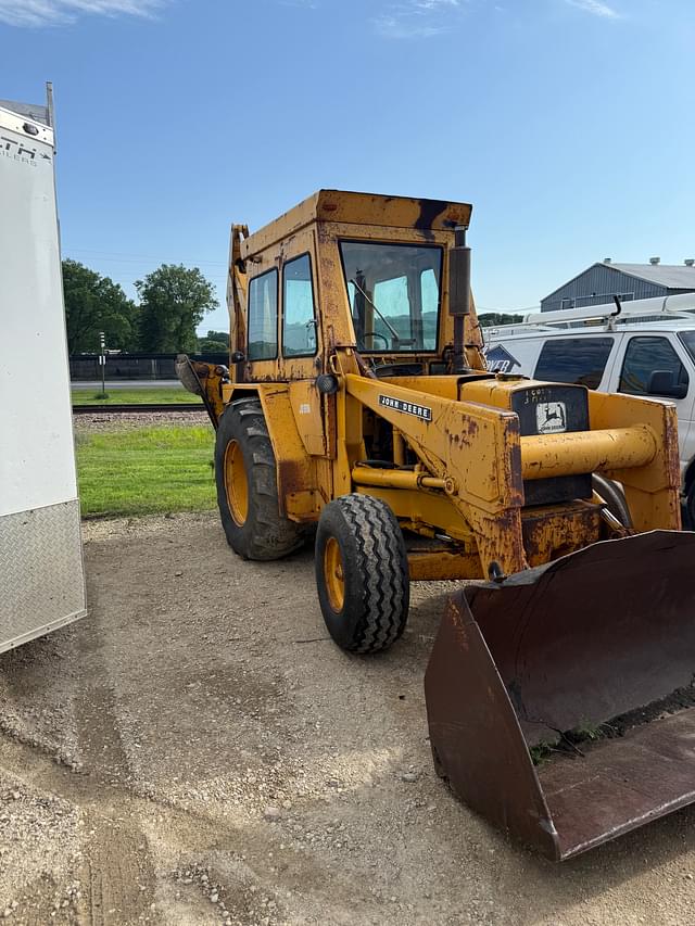 Image of John Deere 510 equipment image 1