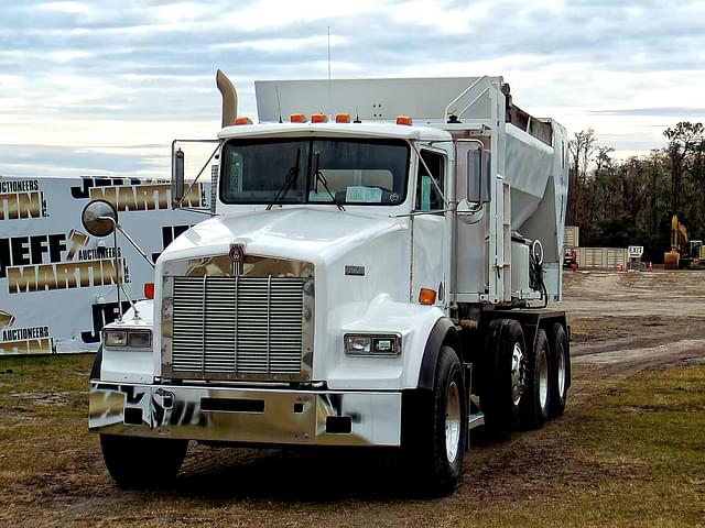 Image of Kenworth T800 equipment image 1