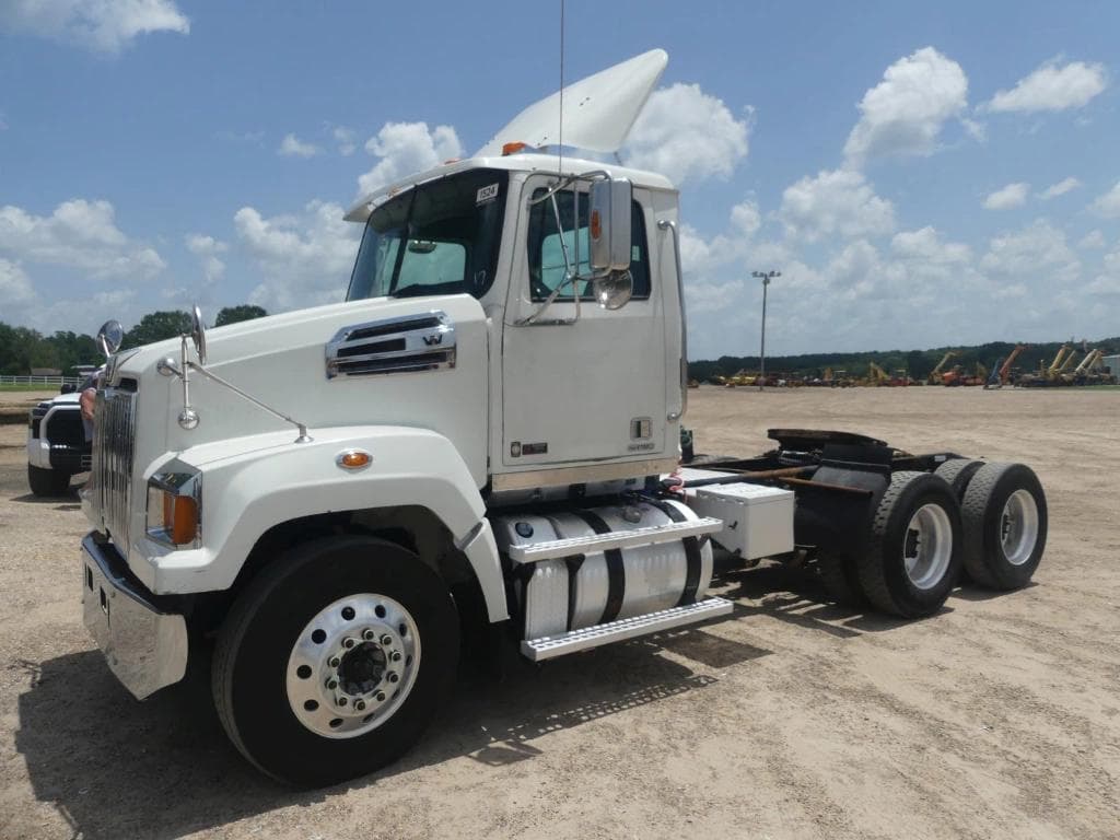 Image of Western Star 4700SF Primary image