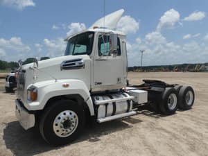 2017 Western Star 4700SF Image
