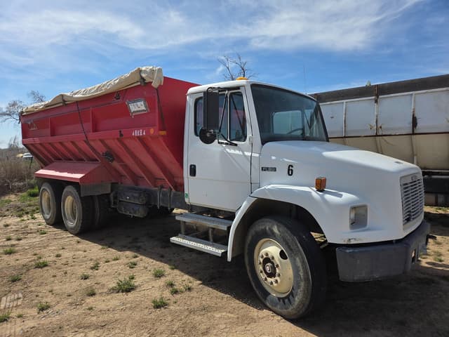 Image of Freightliner FL80 equipment image 1