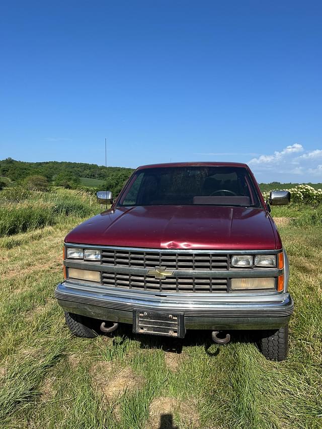 Image of Chevrolet 2500 equipment image 4