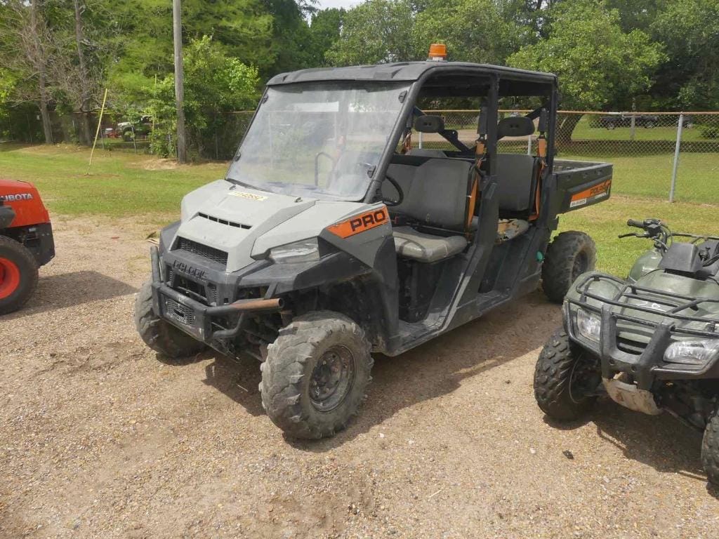 2021 Polaris Ranger XP Equipment Image0