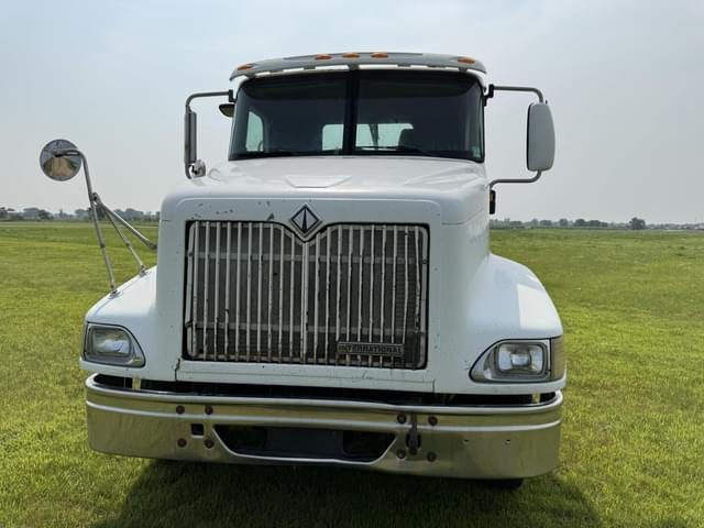 Image of International 9100 equipment image 2