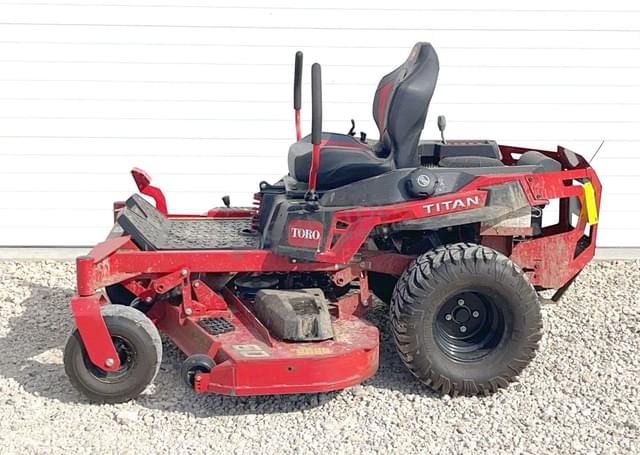Image of Toro Titan equipment image 3