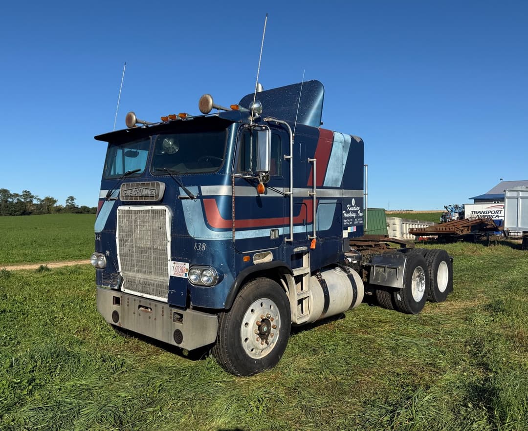 Image of Freightliner Cab Over Primary image