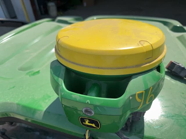 Image of John Deere StarFire 7000 equipment image 2