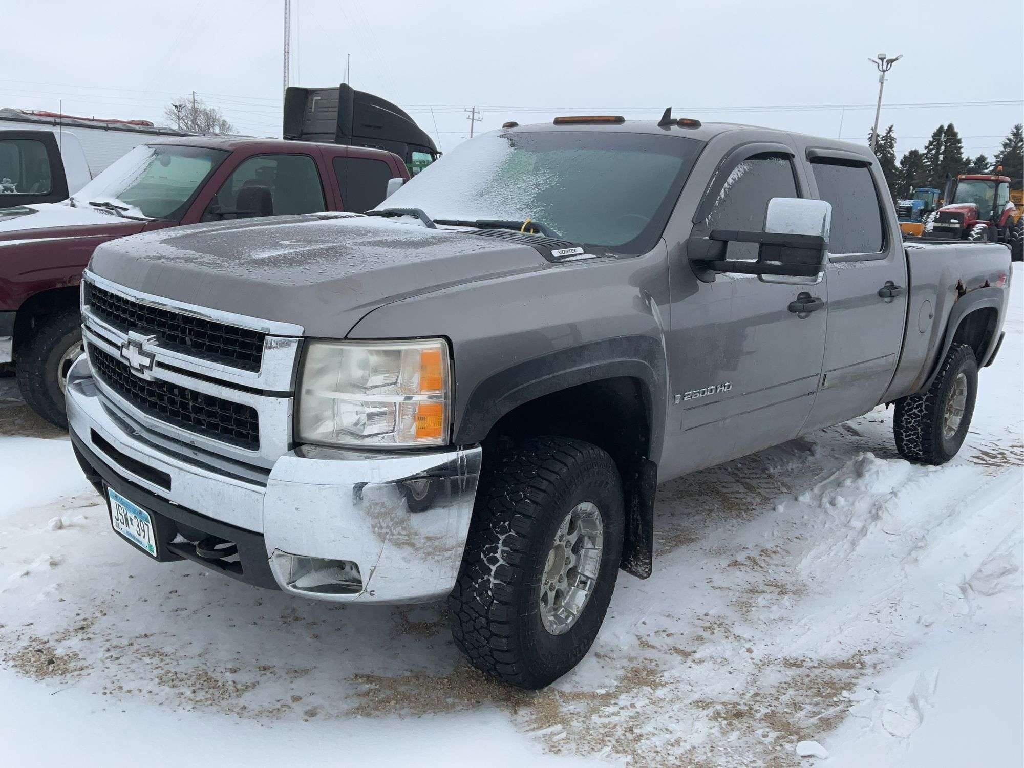 2008 Chevrolet 2500 Equipment Image0